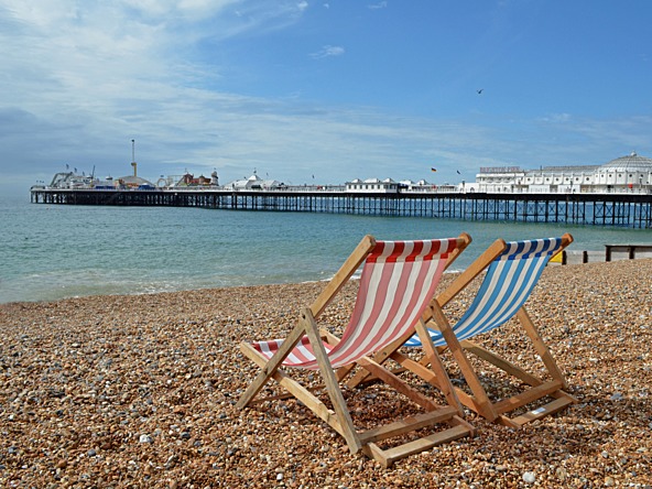 British consumer confidence summer sun_crop